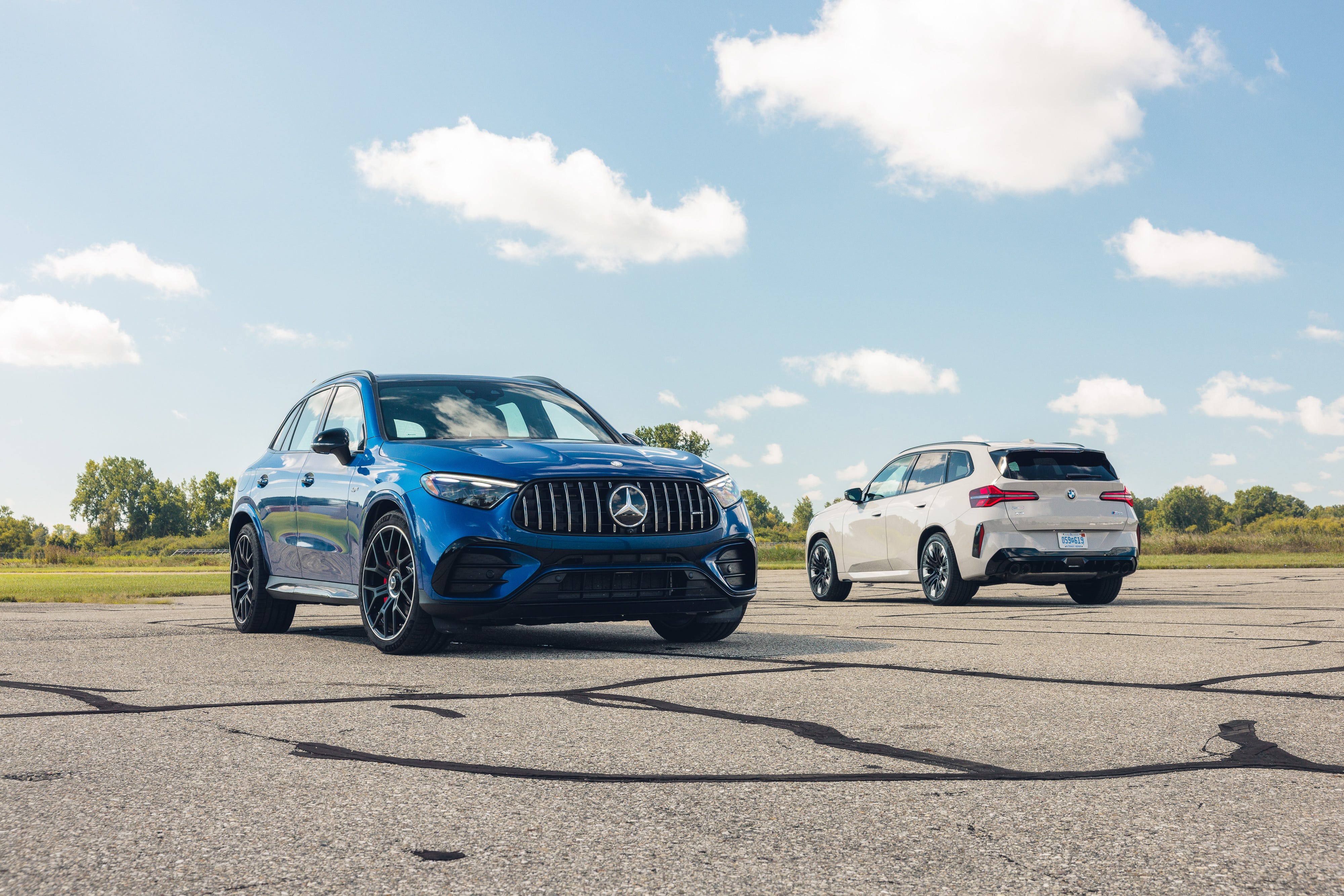 宝马X3与AMG GLC53对比图解:豪华中型SUV的电动化对决
