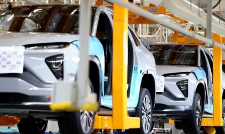 2025年中国新能源车产量超1600万辆