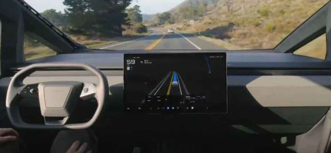 特斯拉出手严打FSD越狱:封禁设备+终止服务,灰色产业链遭围剿!