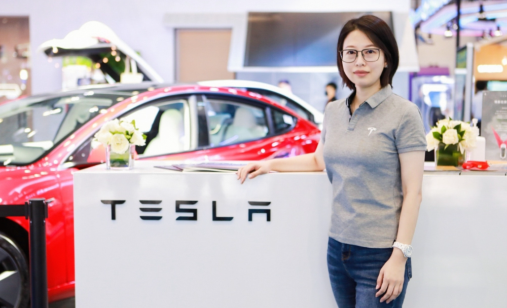 小米一周挖走特斯拉6大高管!覆盖生产销售全链条