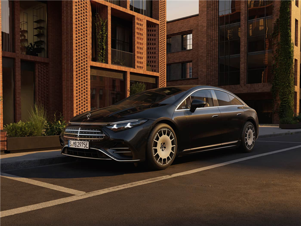 2027款奔驰EQS正式发布:800V快充+122kWh电池 续航可达925公里