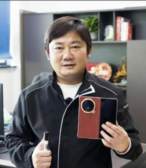  张雪自曝曾拒华为合作而选择荣耀，回应抱大腿质疑