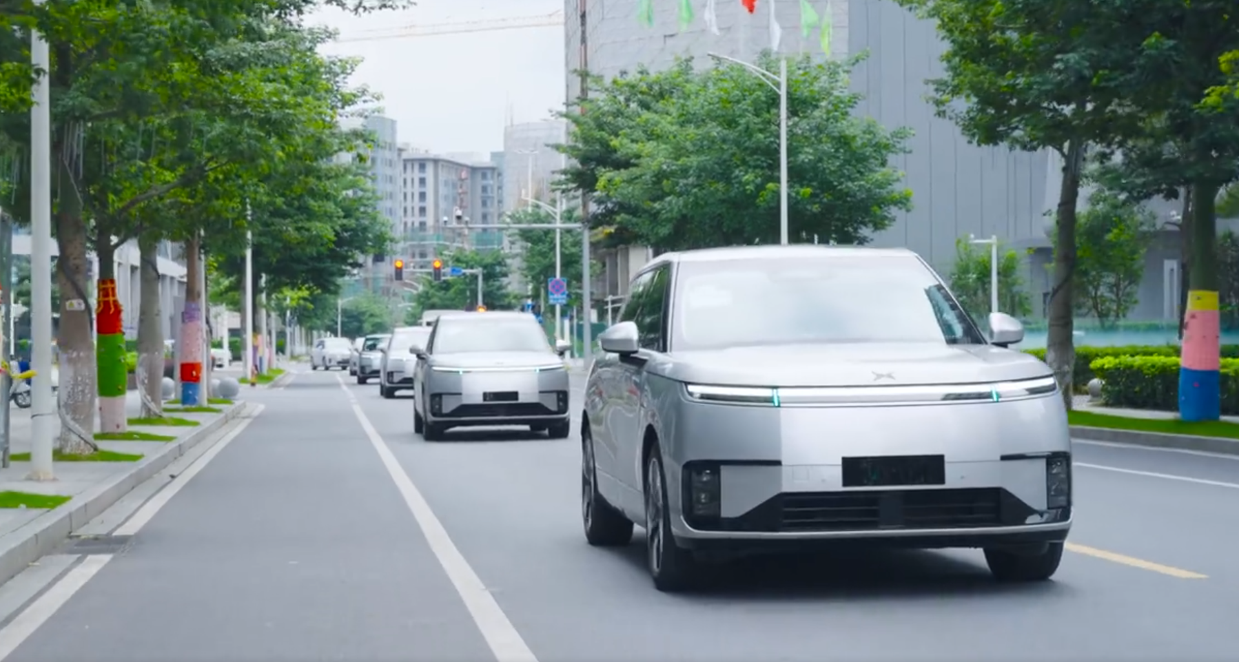 小鹏Robotaxi车队路测曝光，官方：已在广州开放道路测试了五个月